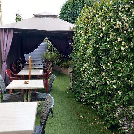 Hotel Restaurant O Regal Villeneuve-sur-Lot Eksteriør billede